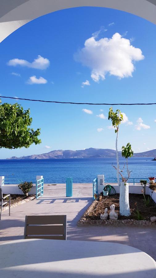 Haraki Mare Studios Beach Front Kültér fotó